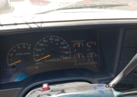 1999 GMC Suburban 1500 Sl из США, поврежденный, VIN 3GKEC16R4XG545833